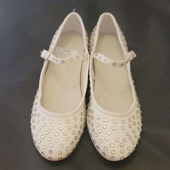 BRAND NEW MADDEN GIRL MARY JANE STYLE STUDDED LOW BLOCK HEEL SHOE - Picture 1 of 16